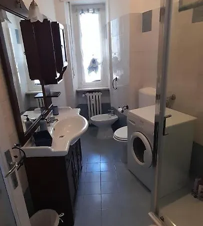 Apartment Bellissimo Alloggio Vicino Metro Bengasi,lino House Turin
